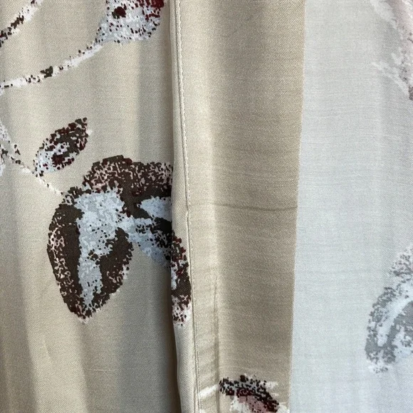 Wilfred Floral Beige Robe - Picture 14 of 16